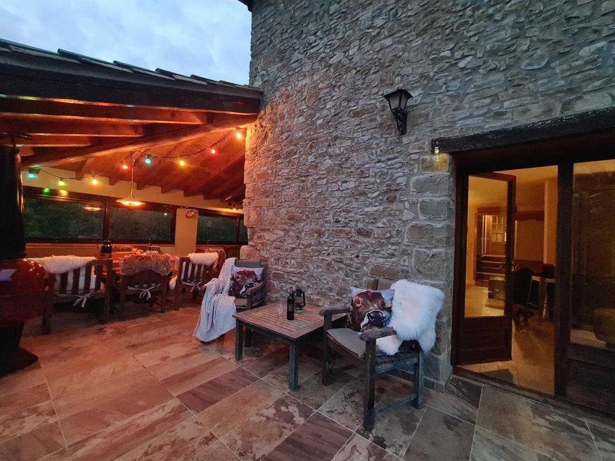Harveys Homestay - Adults Only Mieres  Zewnętrze zdjęcie